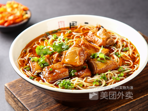 红烧排骨粉图片