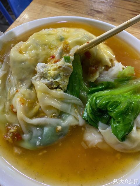 推荐菜:家味肠粉面位于揭阳市普宁市流沙西街道南山社区南享里中区43