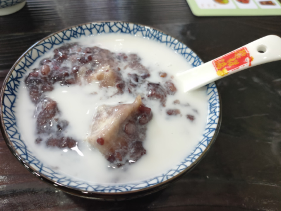 椰子香芋黑糯米图片