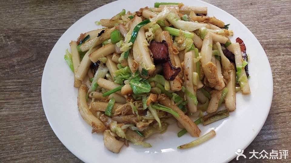 腊肉炒年糕图片