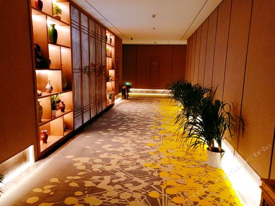 信阳维斯特精选酒店