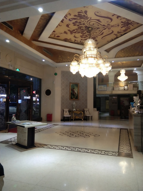  滨湖湾会所沐足保健(大良湖亭店)