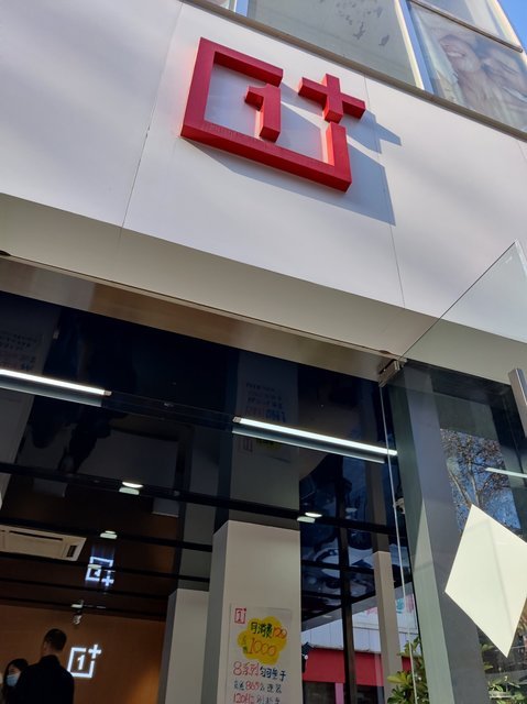 怎样,好不好,口碑):可***:一加手机在网上非常火爆,不过在实体这块