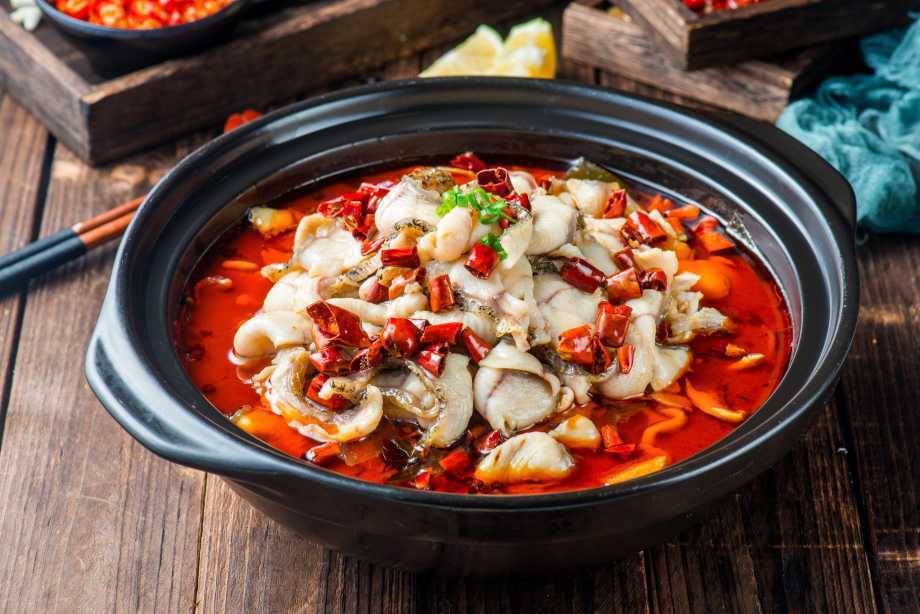 香辣鱼锅底图片