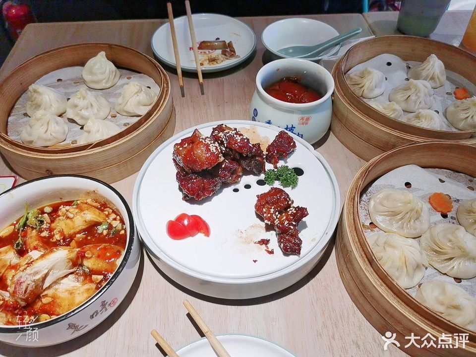 餐館 正餐 中餐正餐 > 上海城隍廟小籠包推薦菜:分類:餐館;餐飲;包子