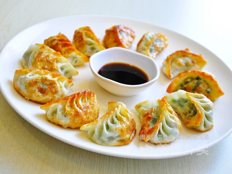 特色鲜肉煎饺图片