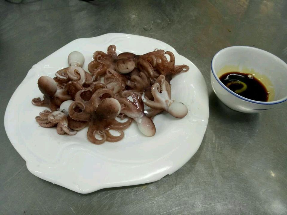 八带蘸辣根图片