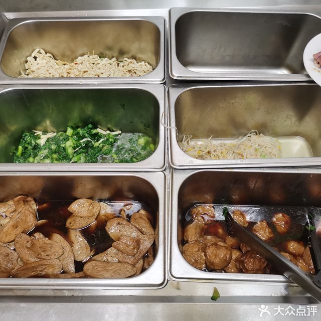 牛婆婆面飯店位於無錫市惠山區錢胡路 標籤:餐飲粉面館中式快餐餐館