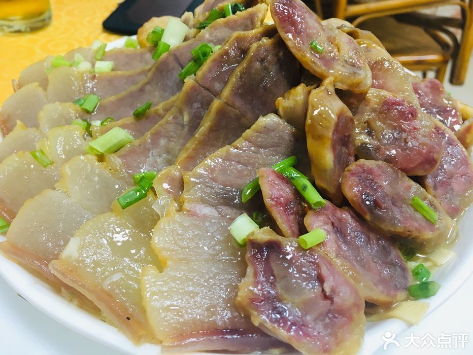 咸拼(香肠咸肉咸鸭)图片