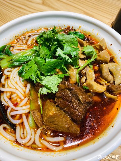 牛肉肥肠双拼面(粉)图片