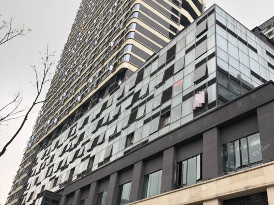 柏曼酒店重庆石桥铺南方花园美食街店