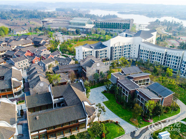 眉山市 住宿服务 酒店 > 仁寿黑龙滩长岛别院酒店