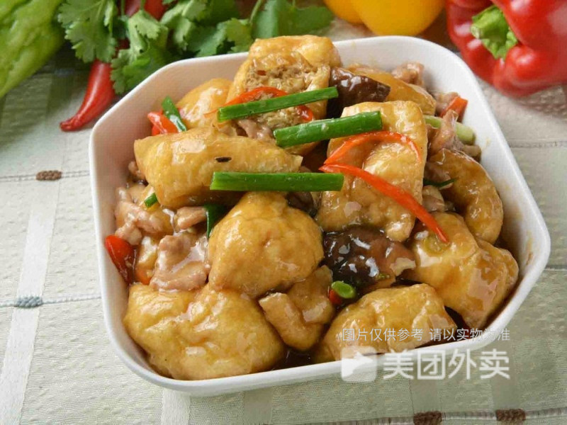 油豆腐肉片饭图片