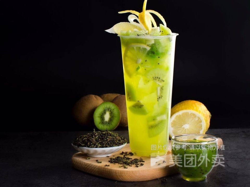 满杯奇异果初茶