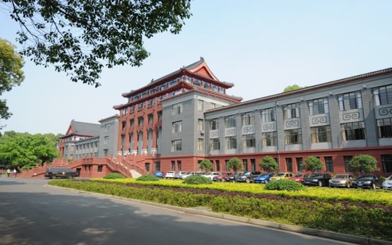 成都市 科教文化服务 学校 > 四川大学(江安校区)标签:大学本科院校