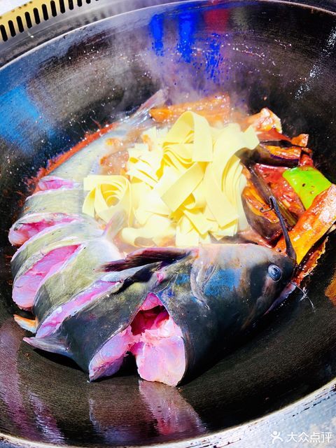 山河屯铁锅炖劲松店