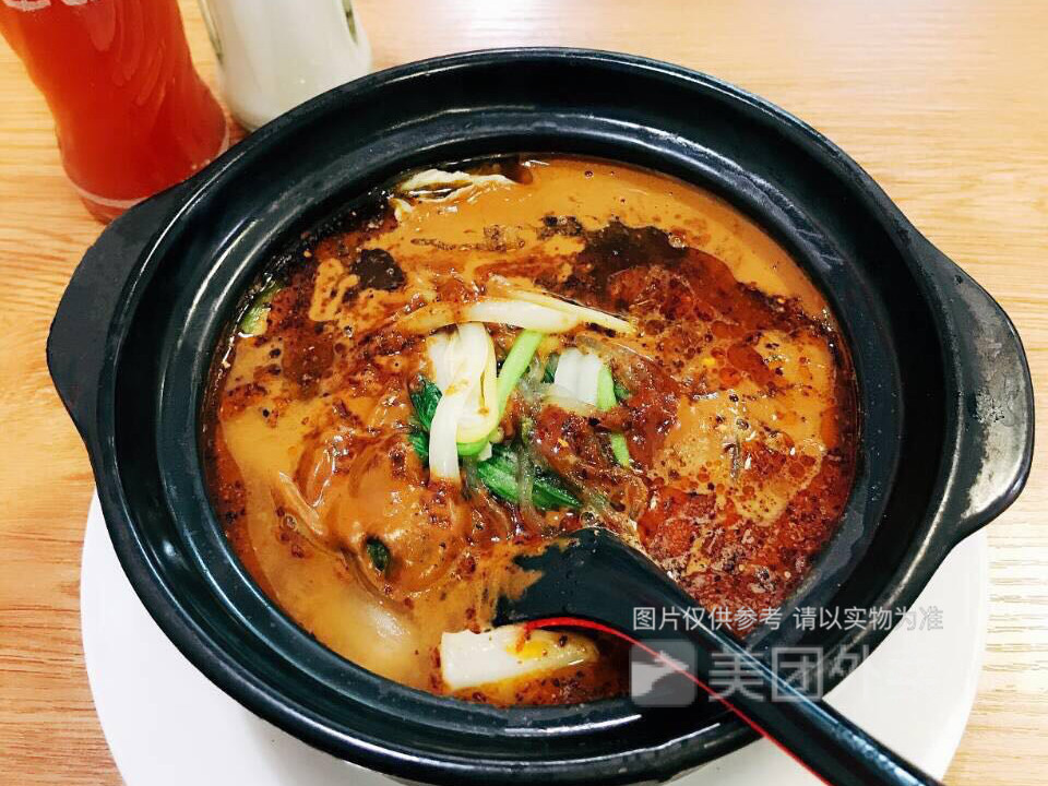 齐氏风味砂锅居