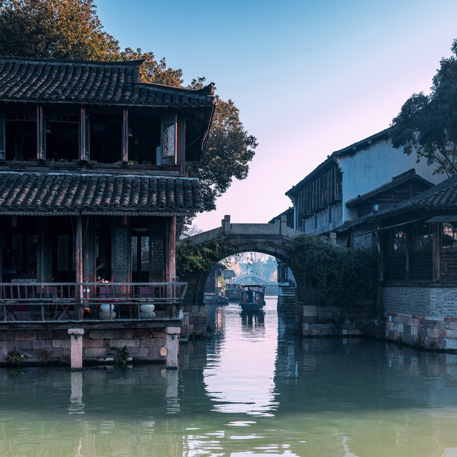 乌镇东栅西栅哪个好玩