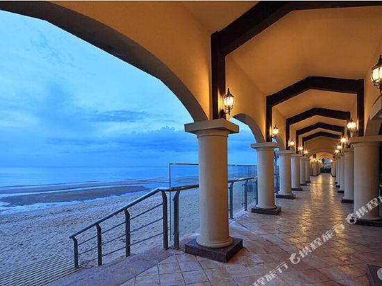 海南亚泰温泉酒店