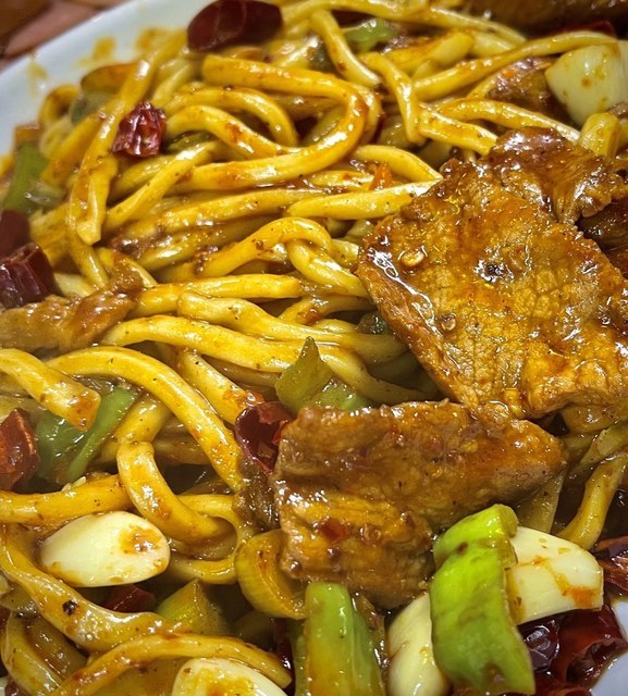 肉片炒拉条图片