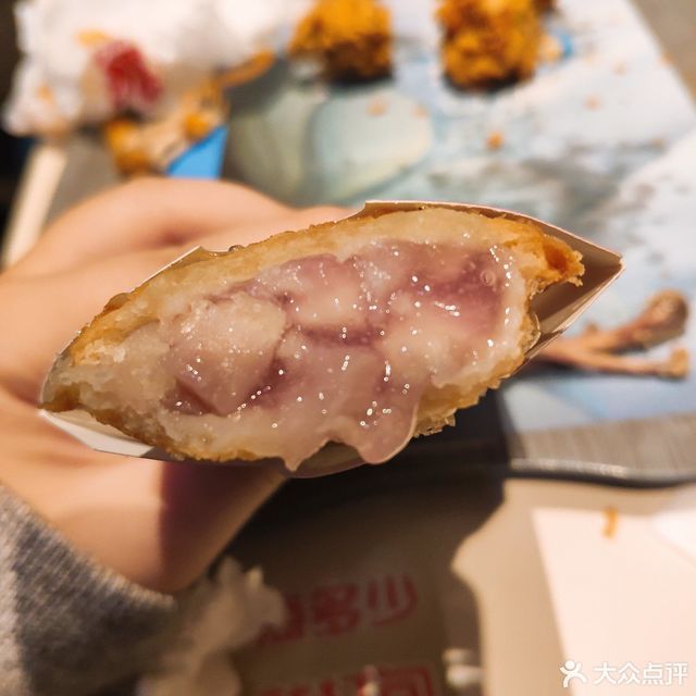 麦当劳火车站候车厅二楼店