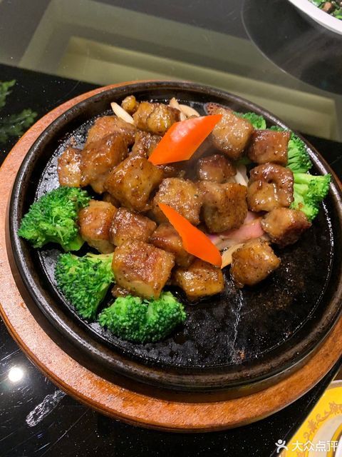 石板雪花牛肉图片