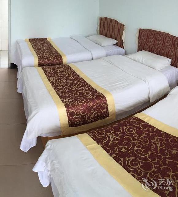 佰聚园海景宾馆位于唐山市乐亭县海滨路浅水湾浴场内推荐菜:分类:住宿