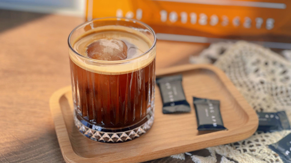 大杯冰美式图片