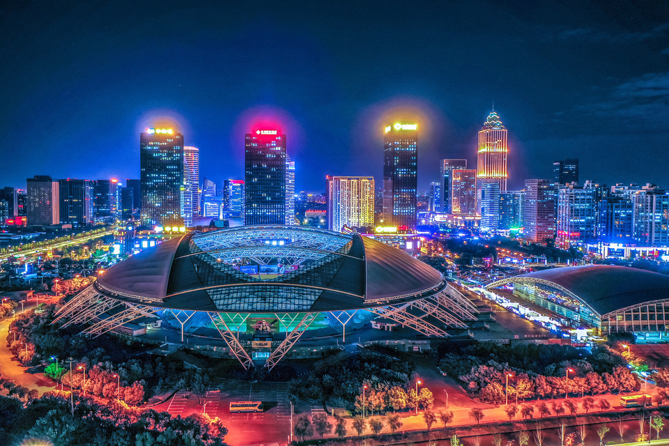                南通体育会展中心