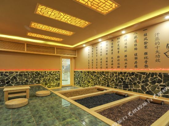 天泰酒店(承德外八庙店)