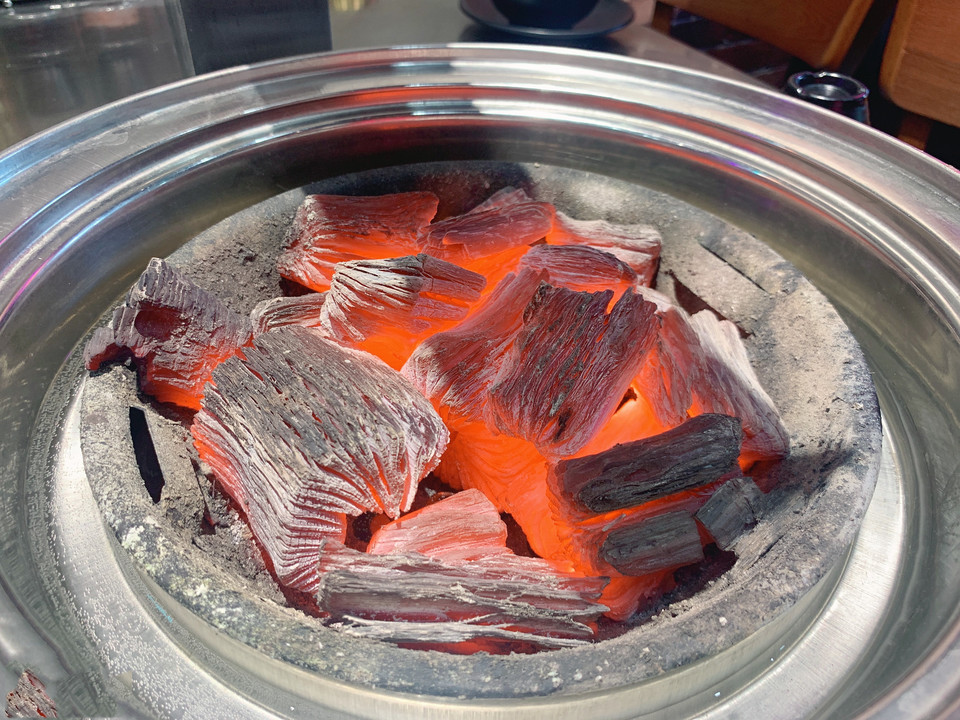 甄选菊花炭图片