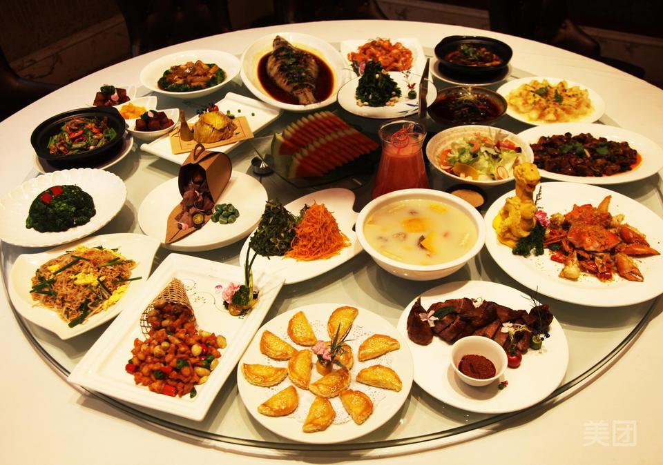 百顺国际酒店中餐厅宴会厅