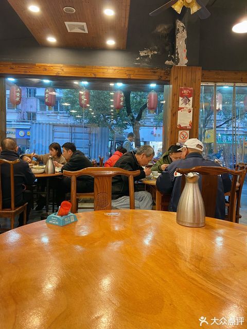 甬上老宁波弄堂菜馆樟树街店