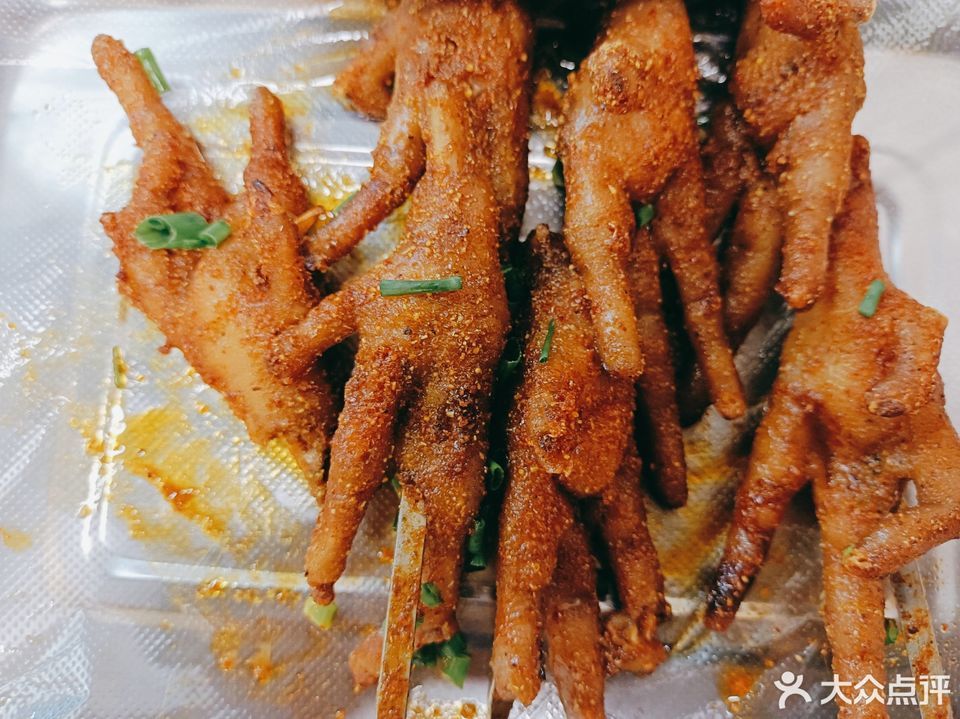 凤爪王烧烤紫润明园店