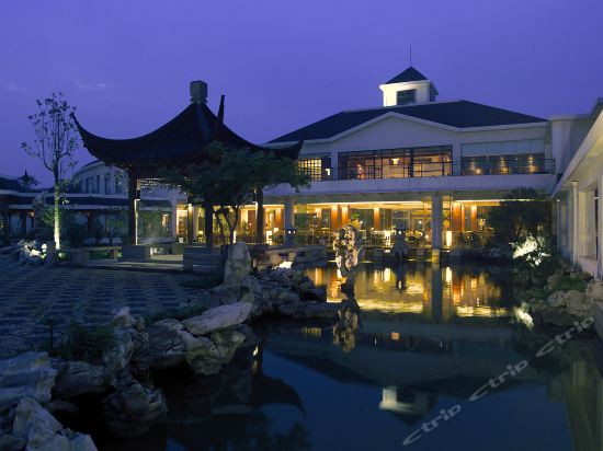 南京秀水湾公寓酒店铂悦酒店(南京百家湖金鹰店)其它人还搜了江宁法院