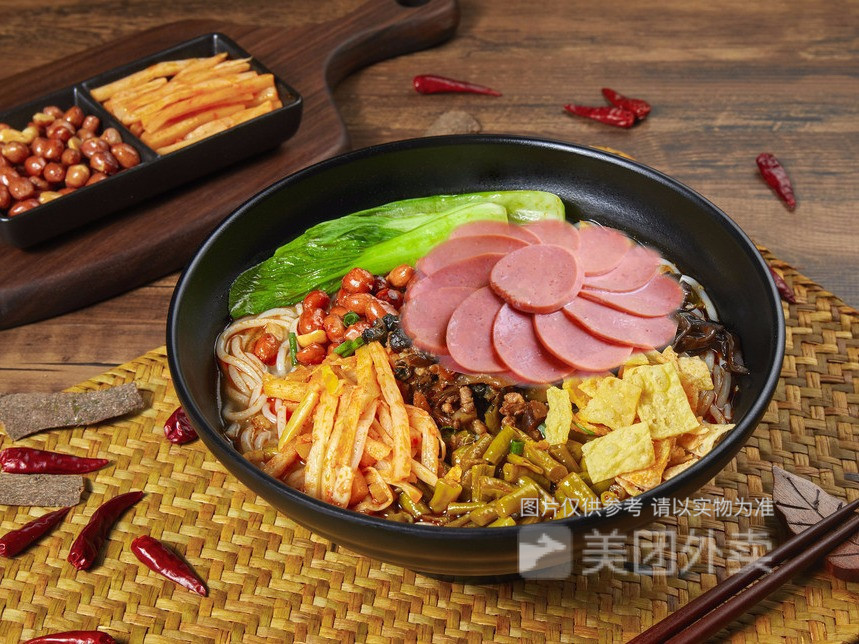 火腿螺蛳粉图片