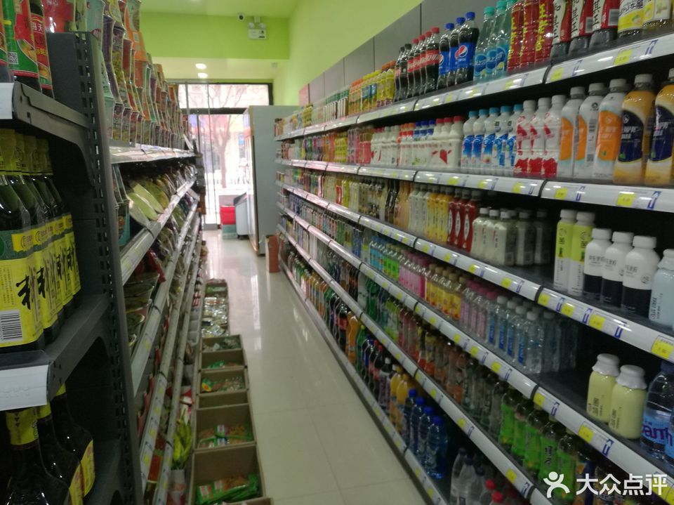 零点便利店图片