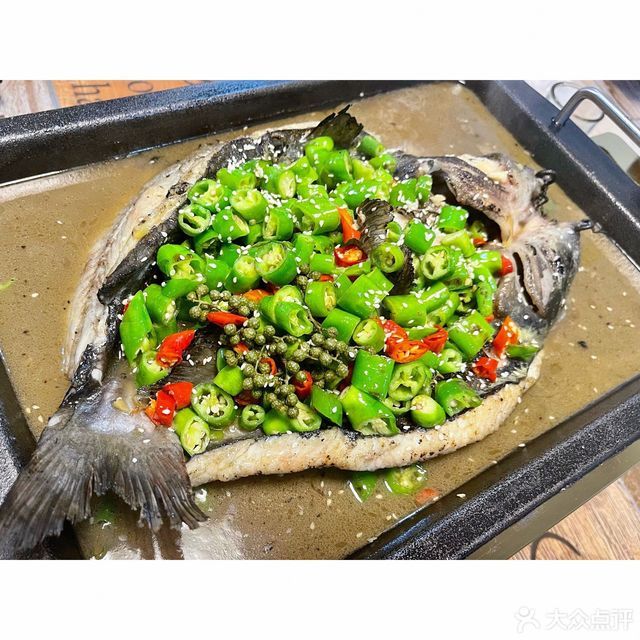 鲜青椒味烤鱼图片