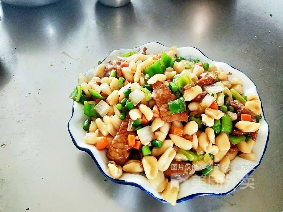 过油肉炒饹团图片