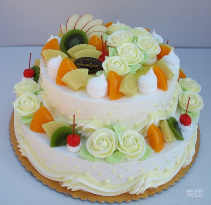 双层欧式水果蛋糕图片