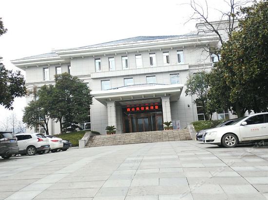 查看修水南山宾馆_360地图搜索结果列表