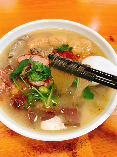 小淮娘鸭血粉丝汤&锅贴(吾悦广场店)图片