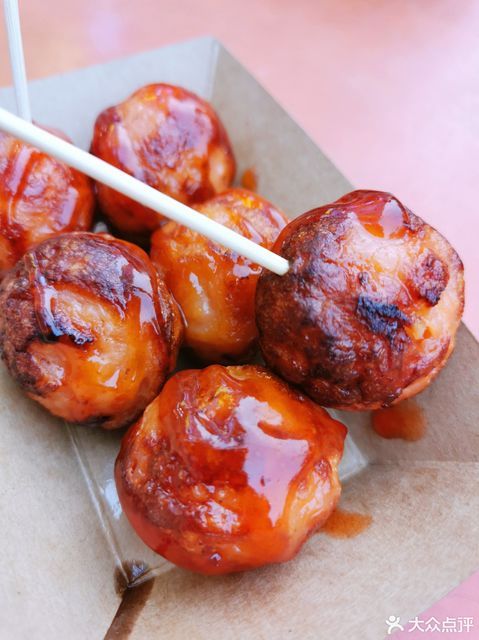 铜锣湾爆汁脆骨烧