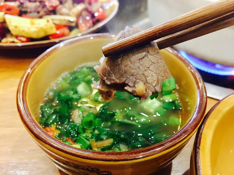 游氏跷脚牛肉西安中路店