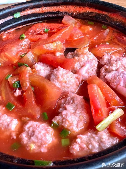 砂锅番茄圆子图片