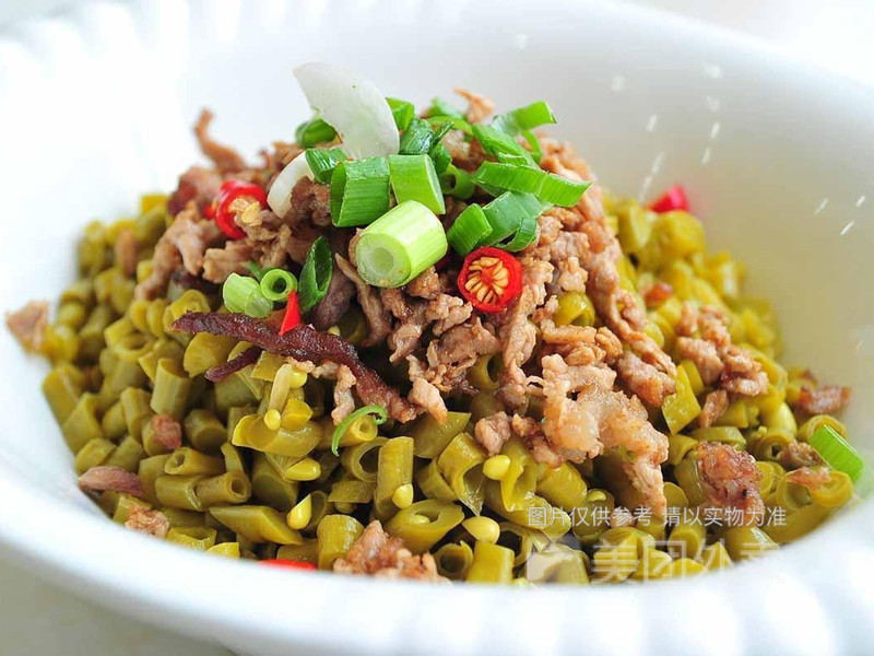 酸豆角肉泥煲仔饭