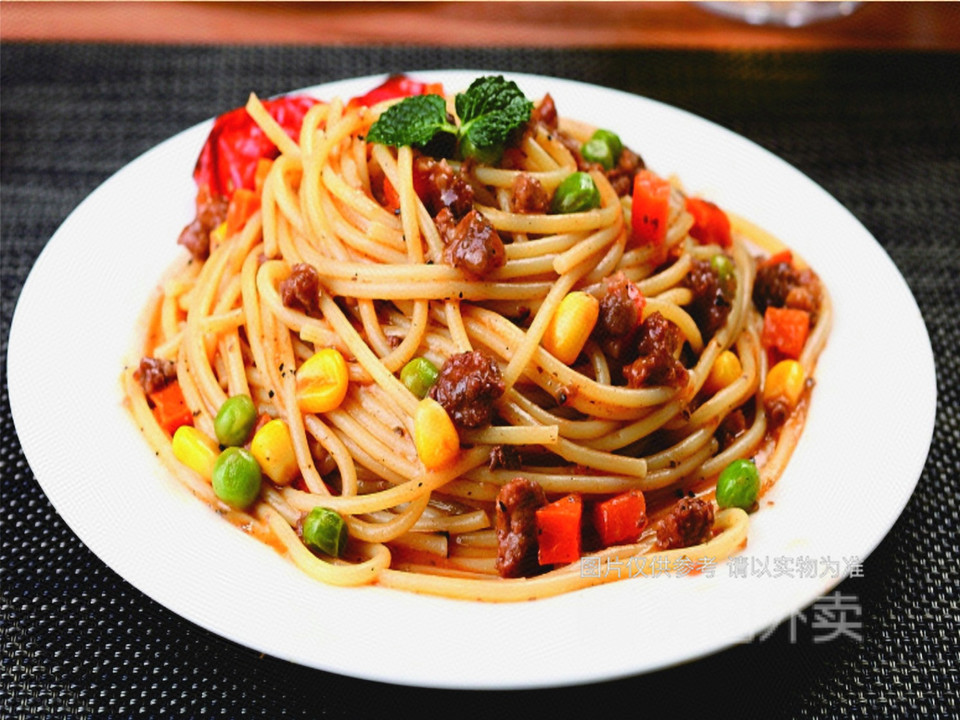 m麻辣黑椒牛肉酱意面