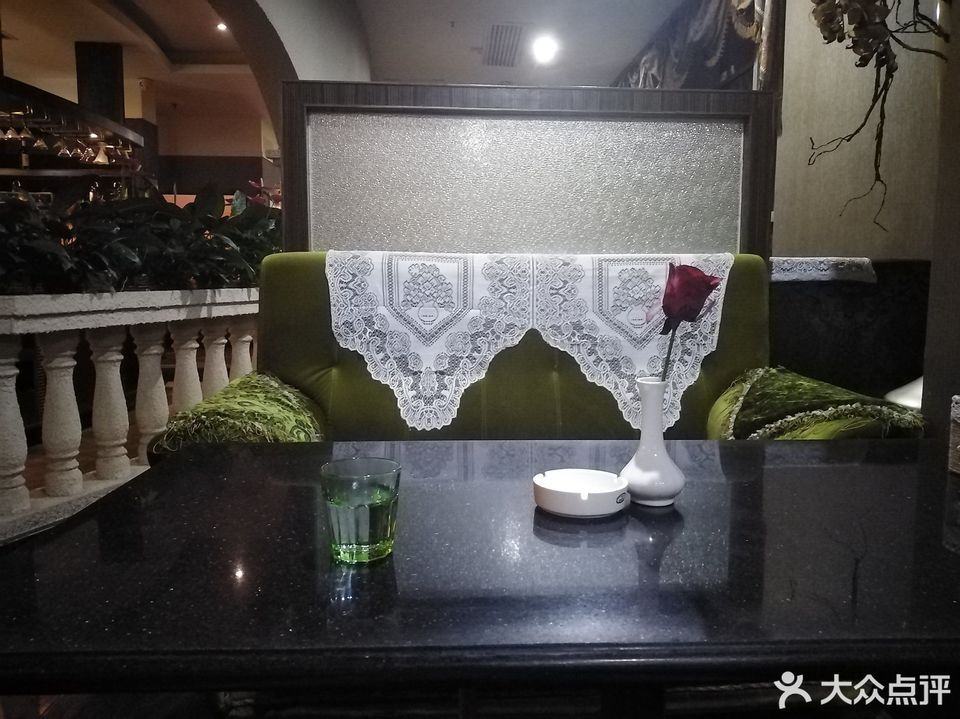 上岛咖啡(凤城四路店)