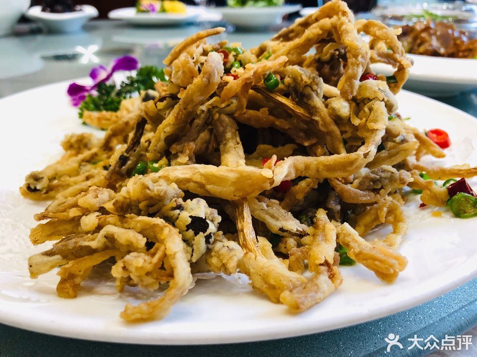 椒盐茶树菇图片