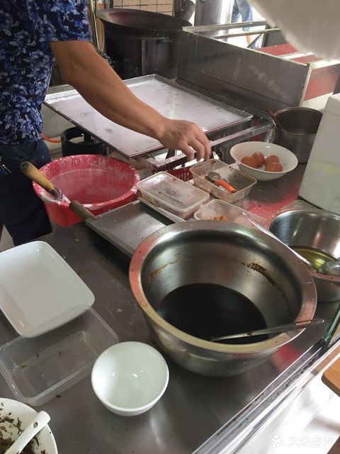 金牌石磨肠粉位于南平市延平区李侗路194号-1号 标签:餐馆餐饮快餐